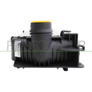 ME923N003_3.JPG Intercooler Per Mercedes Sprinter Dal 2018