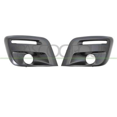 PG9122135_2.JPG Kit Griglie Paraurti Anteriore Nere Per Peugeot Partner Dal 2015 Al 2018