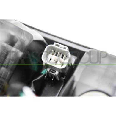 TY8224053_3.JPG Fanale Posteriore Destro Con Porta Lampada Per Toyota Hilux - Revo (an120/an130) Dal 2016 Al 2020