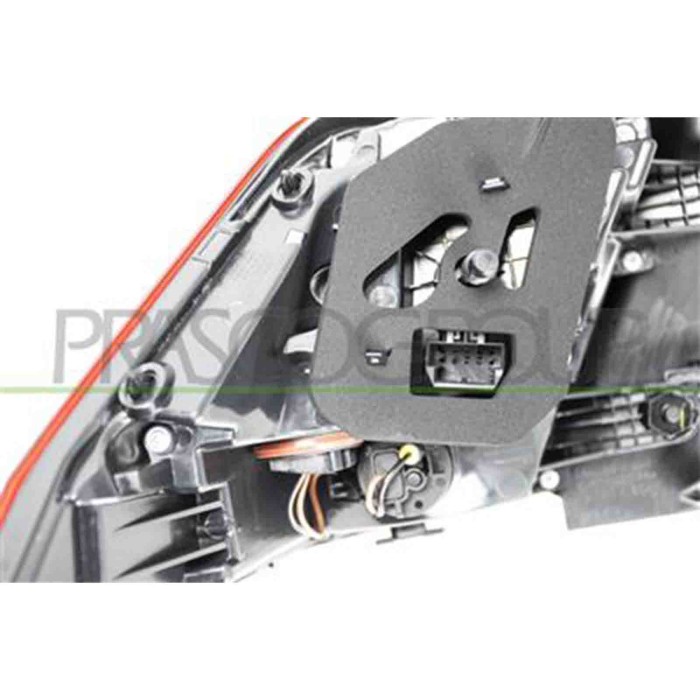 VG8104053_3.JPG Fanale Posteriore Destro Esterno Con Porta Lampada Per Volkswagen Tiguan Dal 2016 Al 2020