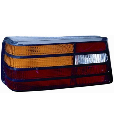 000148_AUTO.JPG Gruppo Ottico Posteriore Per Ford Orion Lato Destro Dal 1987/01 Al 1990/12