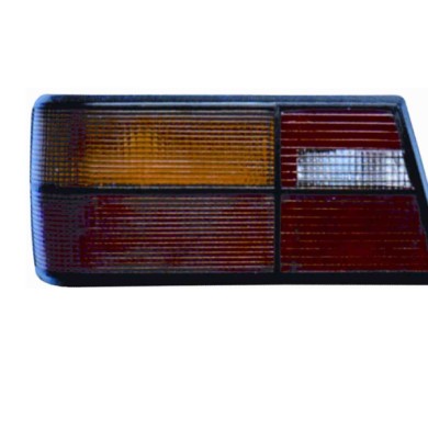 000147_AUTO.JPG Gruppo Ottico Posteriore Per Ford Orion Lato Destro Dal 1983/01 Al 1986/12