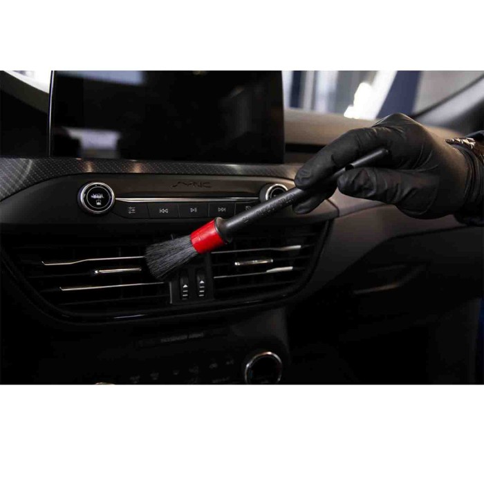 PEN_1.jpg Cartec Set 3 Pezzi Pennelli Detailing Per Pulizia Di Interni Ed Esterni Veicoli E Vano Motore