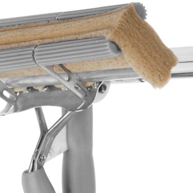 AP20382-S-01.JPG Pulivetro Squizzo Automatico Per Parabrezza Camion E Pullman 25 Cm Pulivetro Lavaggio