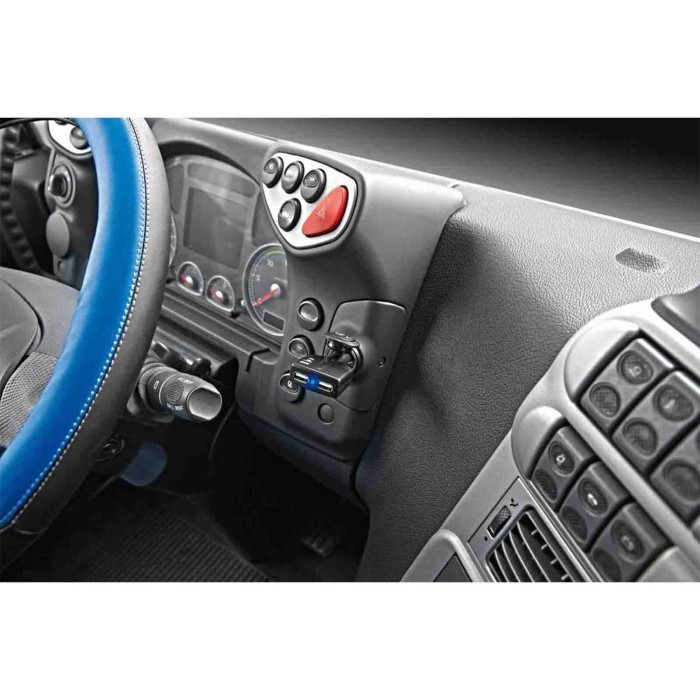 39042-A-03.JPG Caricabatteria 2 Porte Usb 1500 Ma 12/24v Caricabatteria Usb 12/24v