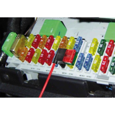 70066-S-01.JPG Ruba Corrente Per Fusibile Lamellare Standard 12/24v Connettori Fusibili