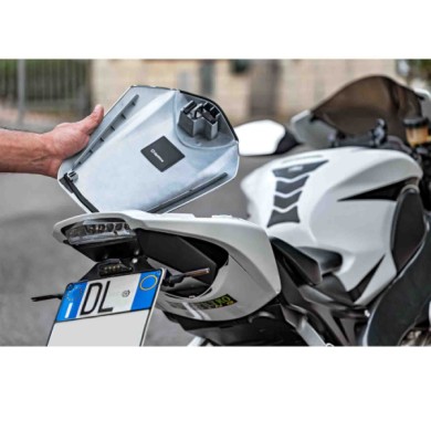 91818-A-04.JPG Opti Tracker Compact Localizzatore Ultra Sottile Adesivo Localizzatori Segnalazione