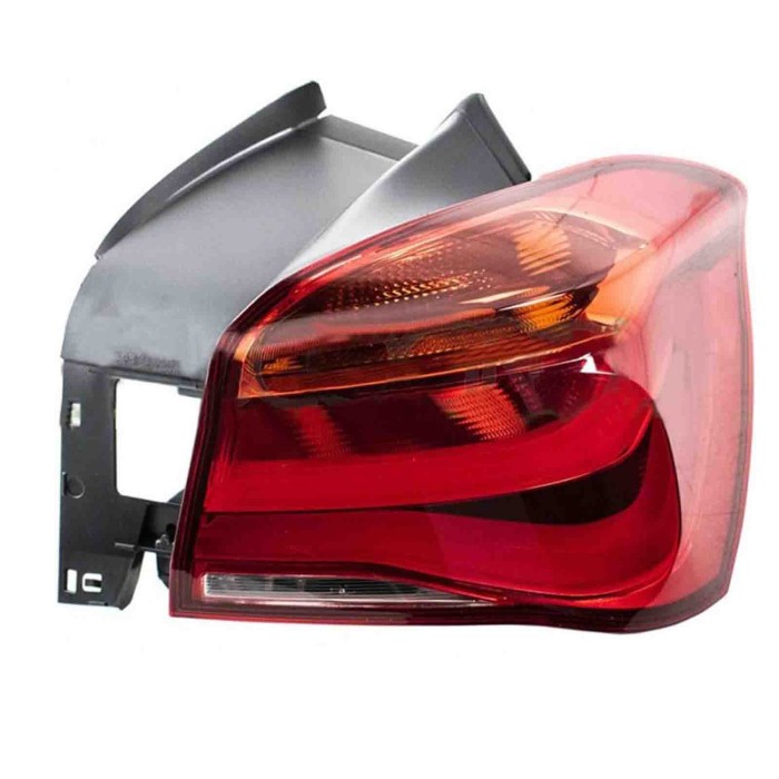BMW SERIE 1 2015-2019.jpg Fanale Posteriore Destro Esterno Senza Porta Lampada Per Bmw 1 Series - F20/f21 - Lci Dal 2015 Al 2019