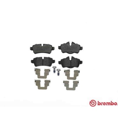 P06052_1.JPG Kit pastiglie freno, Freno a disco P 06 052 BREMBO per MINI