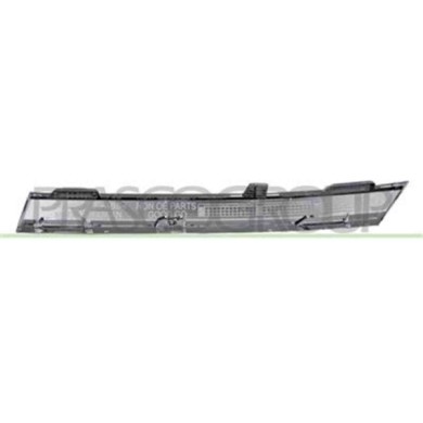 VG9231237_1.JPG Modanatura Tappo Copri Gancio Paraurti Anteriore Cromata VOLKSWAGEN T6.1 KOMBI/CARAVELLE Dal 02/2019 in poi 7LA8