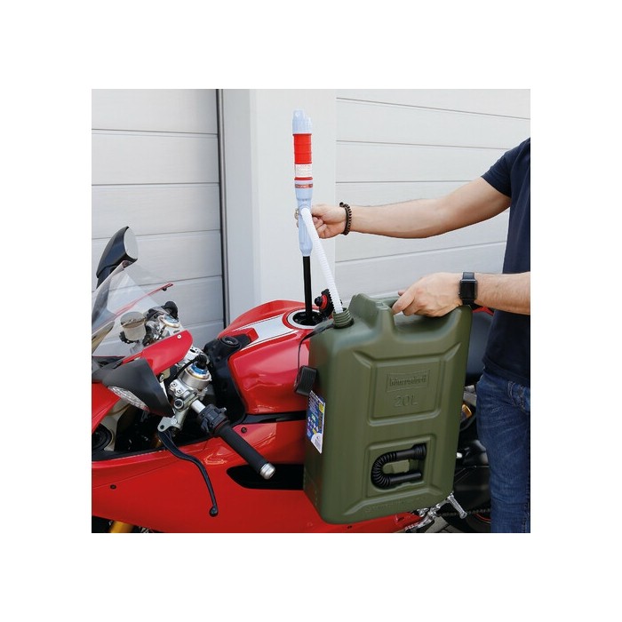 72136-A-06.jpg Pompa a Batteria per Aspirazione e Travaso Liquidi Da 6 L/min Con interruttore